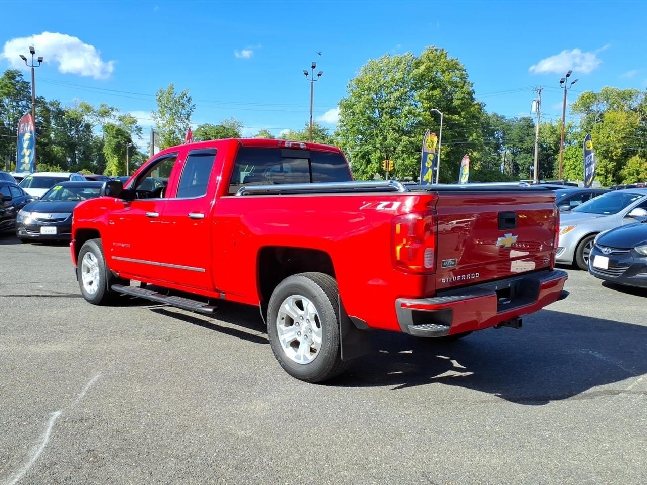 Chevrolet Silverado photo 6