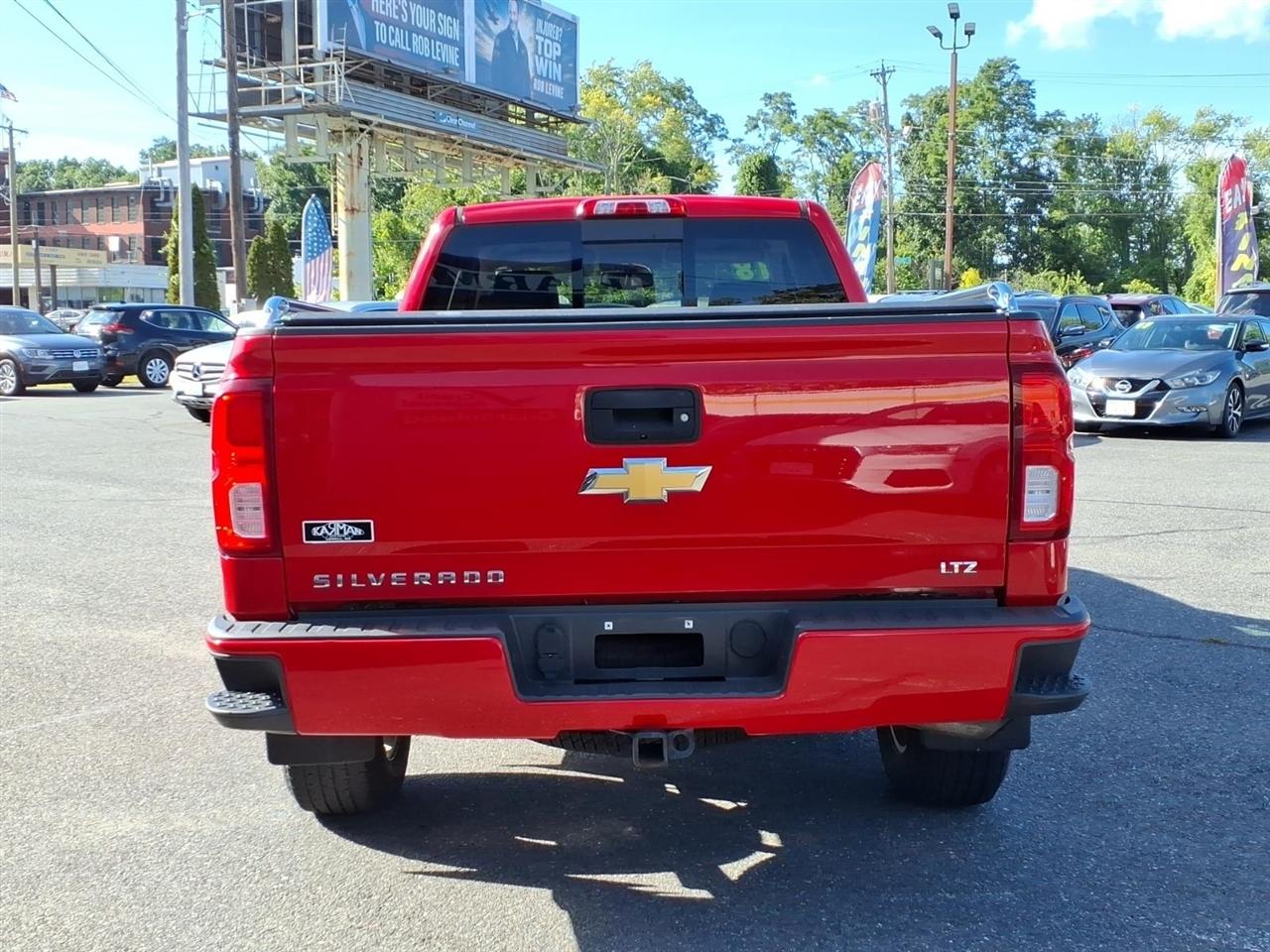 Chevrolet Silverado photo 7