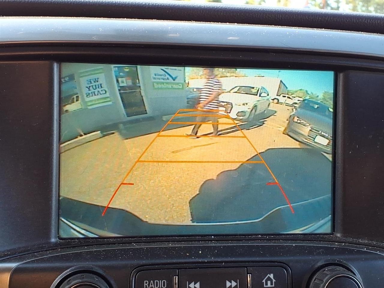 Chevrolet Silverado photo 18