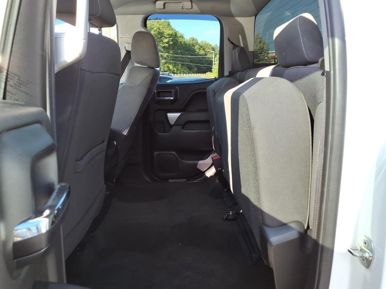 Chevrolet Silverado photo 20