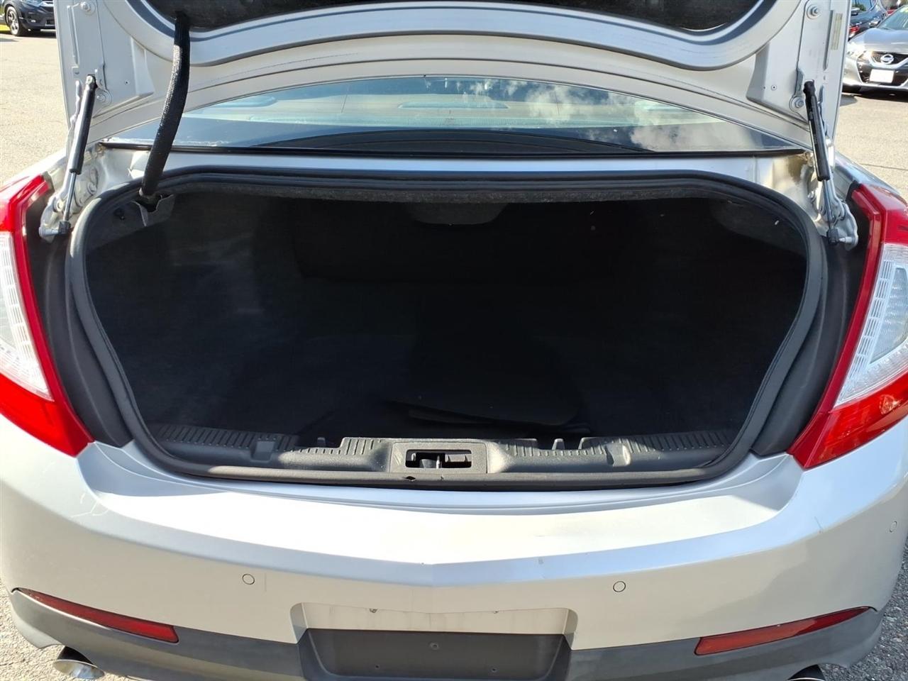 Lincoln MKS 4dr Sdn 3.7L AWD 2014