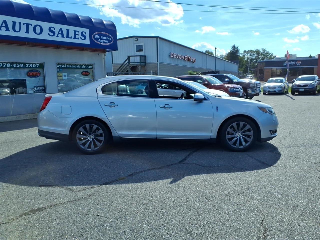 Lincoln MKS 4dr Sdn 3.7L AWD 2014