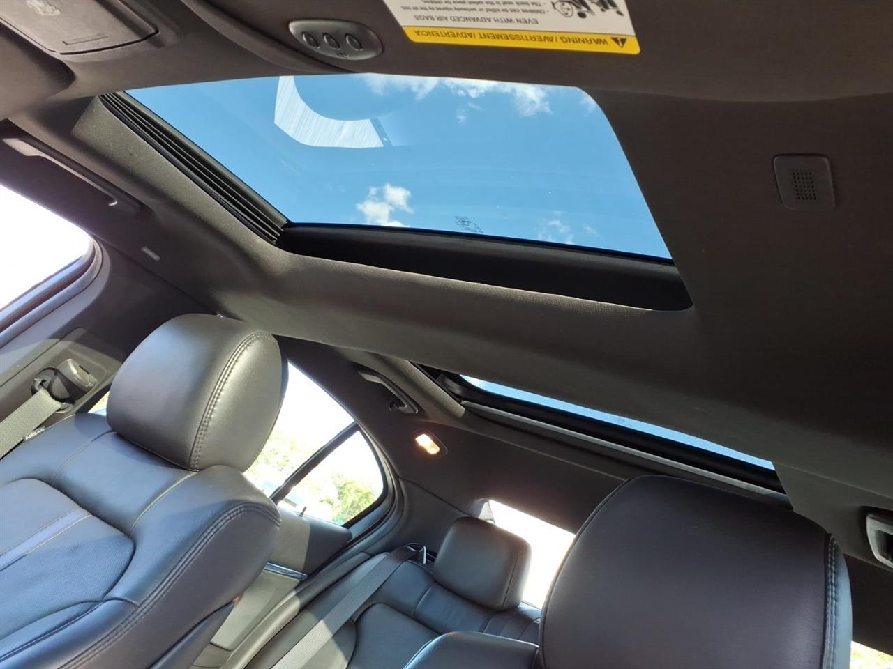 Lincoln MKS 4dr Sdn 3.7L AWD 2014