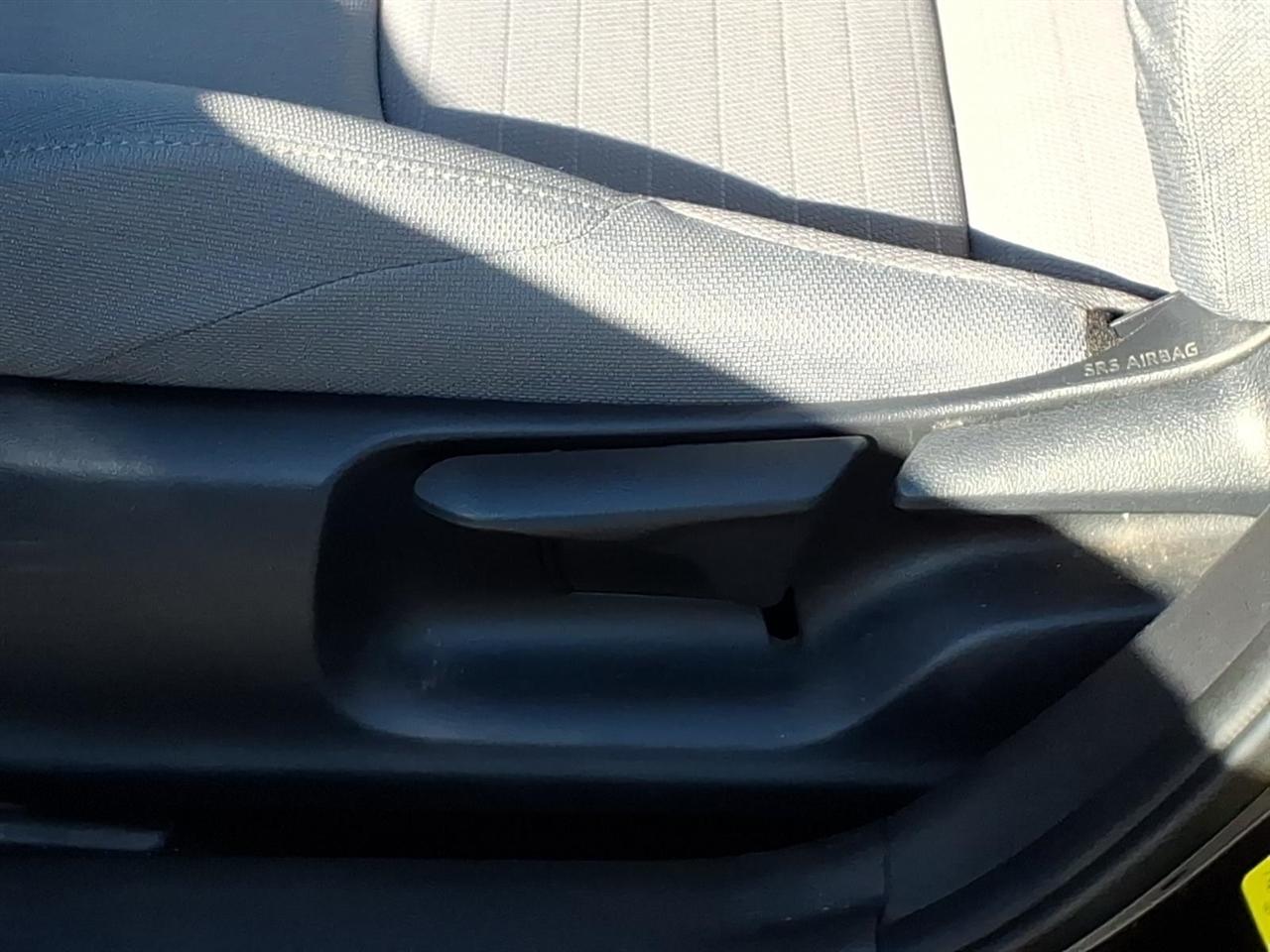 Toyota Corolla SE Manual (Natl) 2020