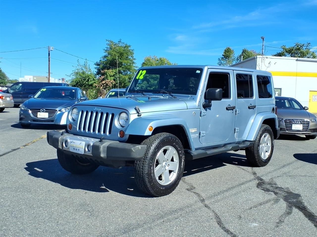 Jeep Wrangler Unlimited 4WD 4dr Sahara 2012