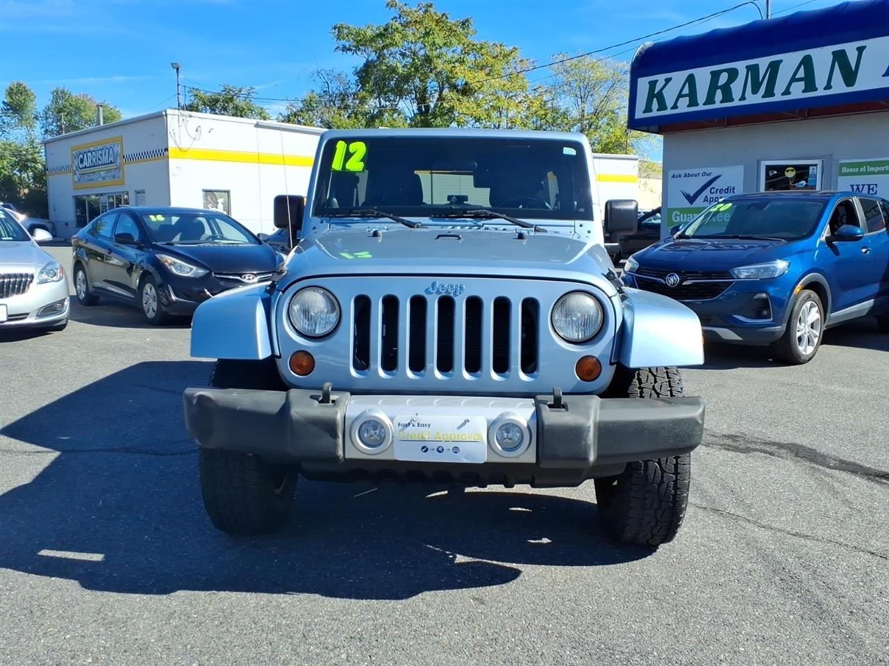 Jeep Wrangler Unlimited 4WD 4dr Sahara 2012