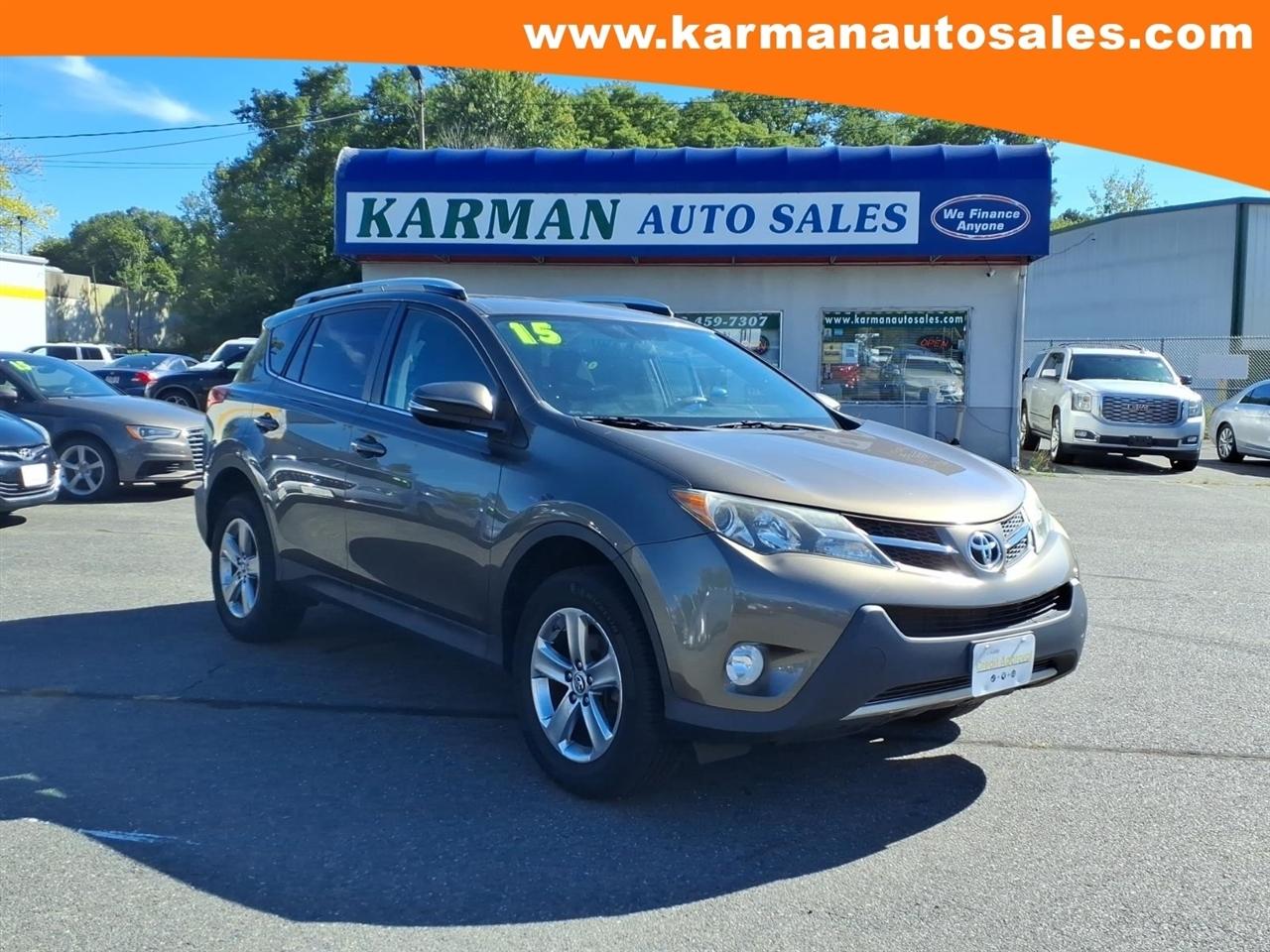 Toyota RAV4 AWD 4dr XLE (Natl) 2015