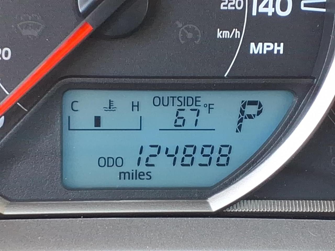 Toyota RAV4 AWD 4dr XLE (Natl) 2015