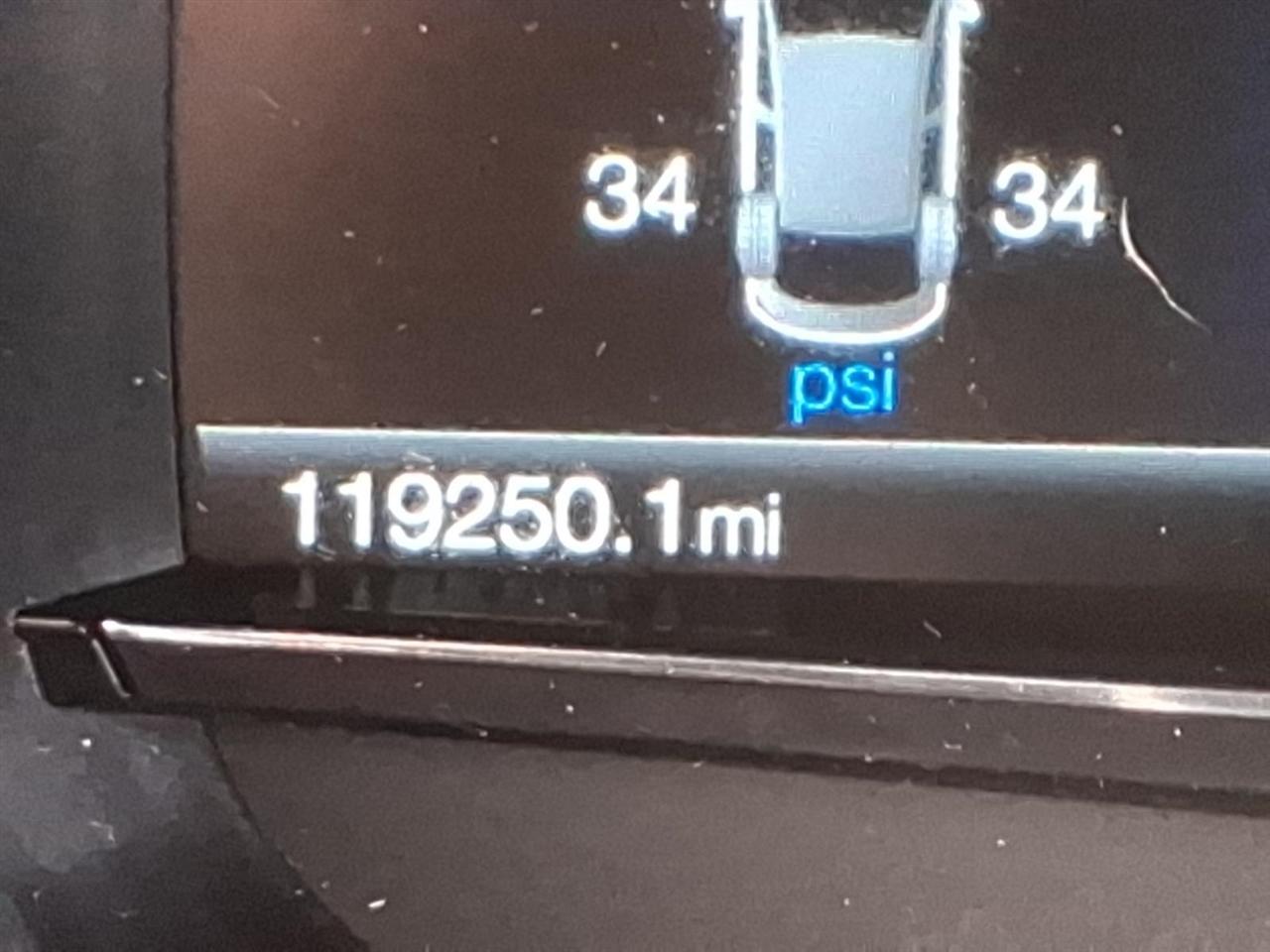 Ford Explorer Limited 4WD 2019