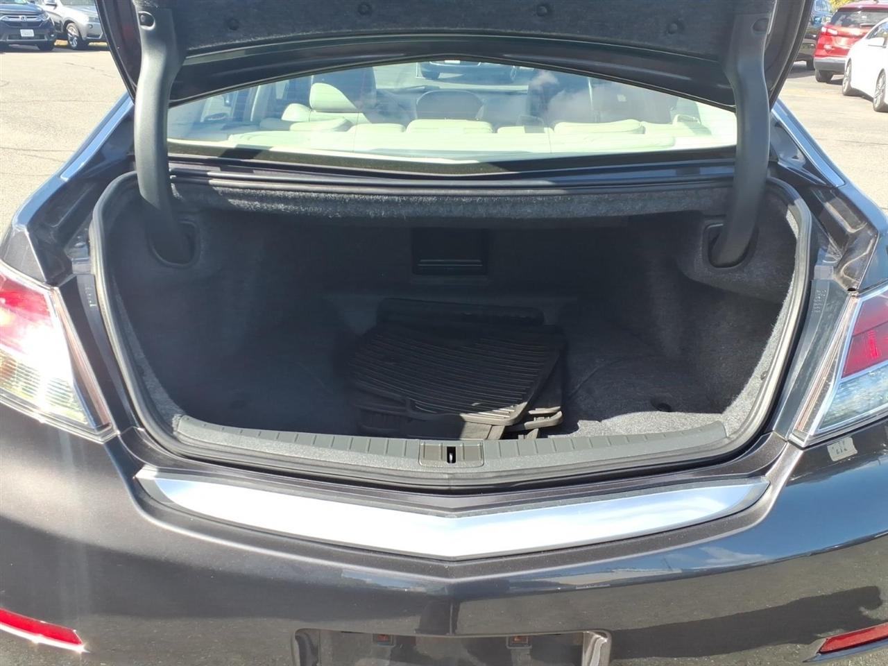 Acura TL 4dr Sdn Auto 2WD Tech 2014
