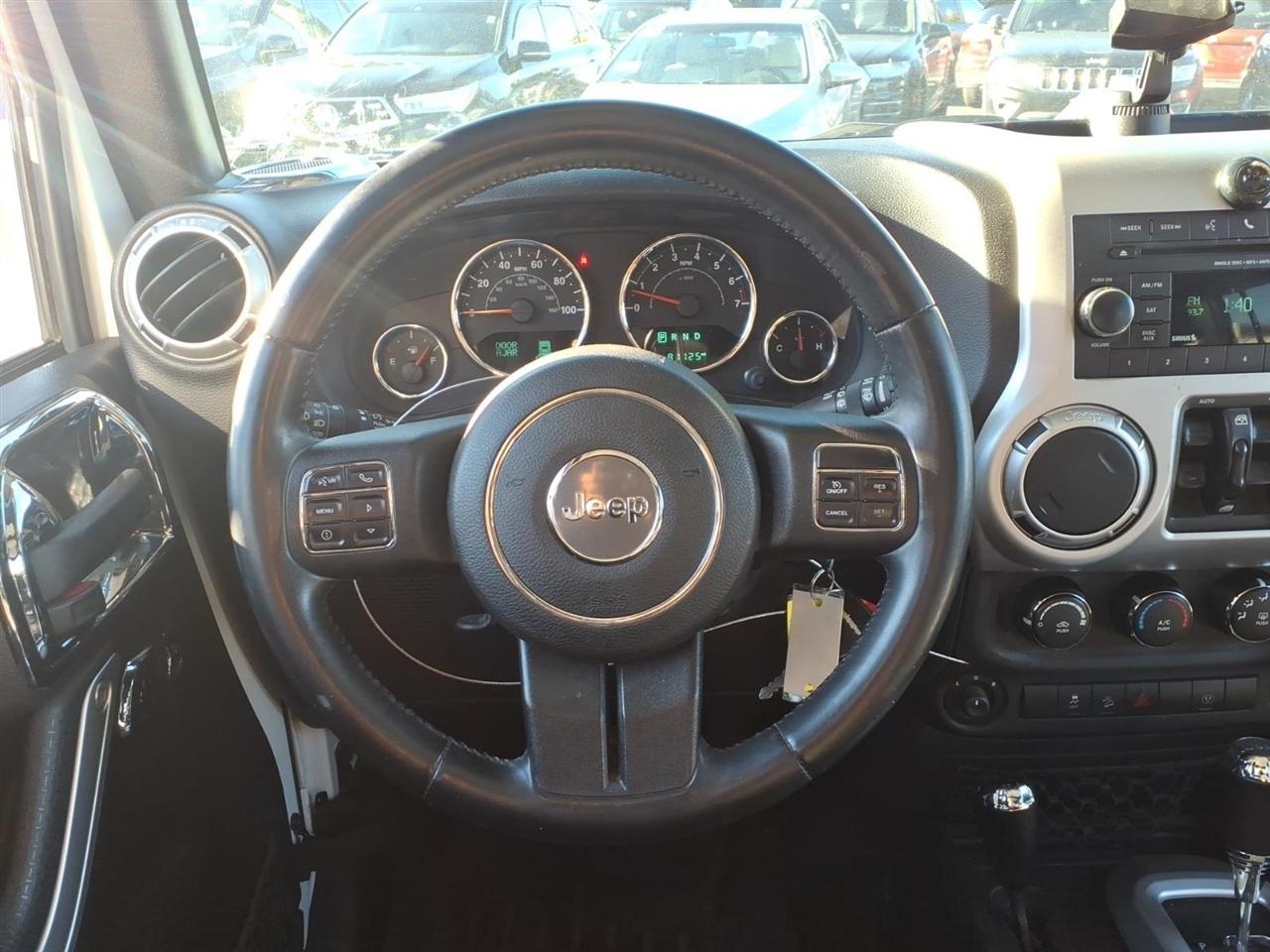 Jeep Wrangler Unlimited 4WD 4dr Sahara 2015