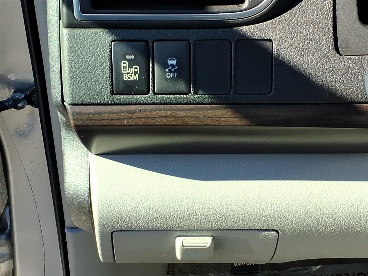 Toyota Camry 4dr Sdn V6 Auto XSE (Natl) 2016