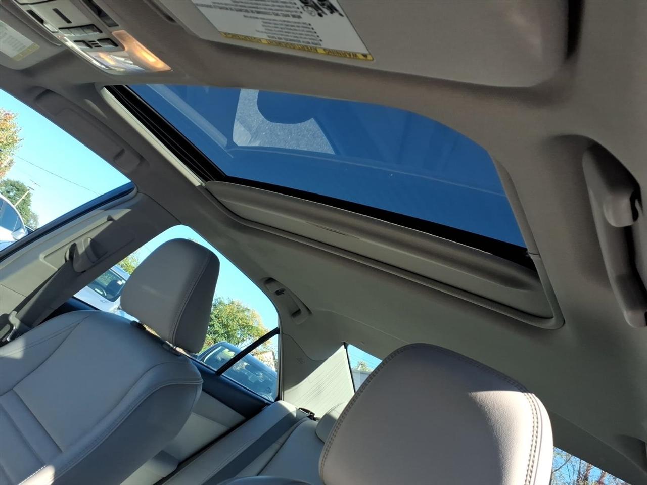 Toyota Camry 4dr Sdn V6 Auto XSE (Natl) 2016
