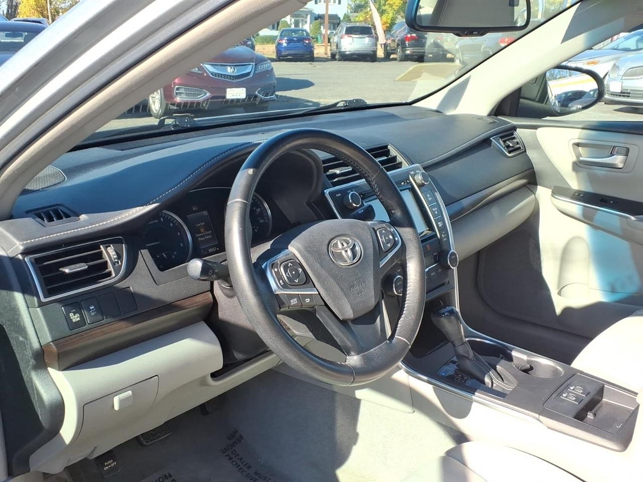 Toyota Camry 4dr Sdn V6 Auto XSE (Natl) 2016