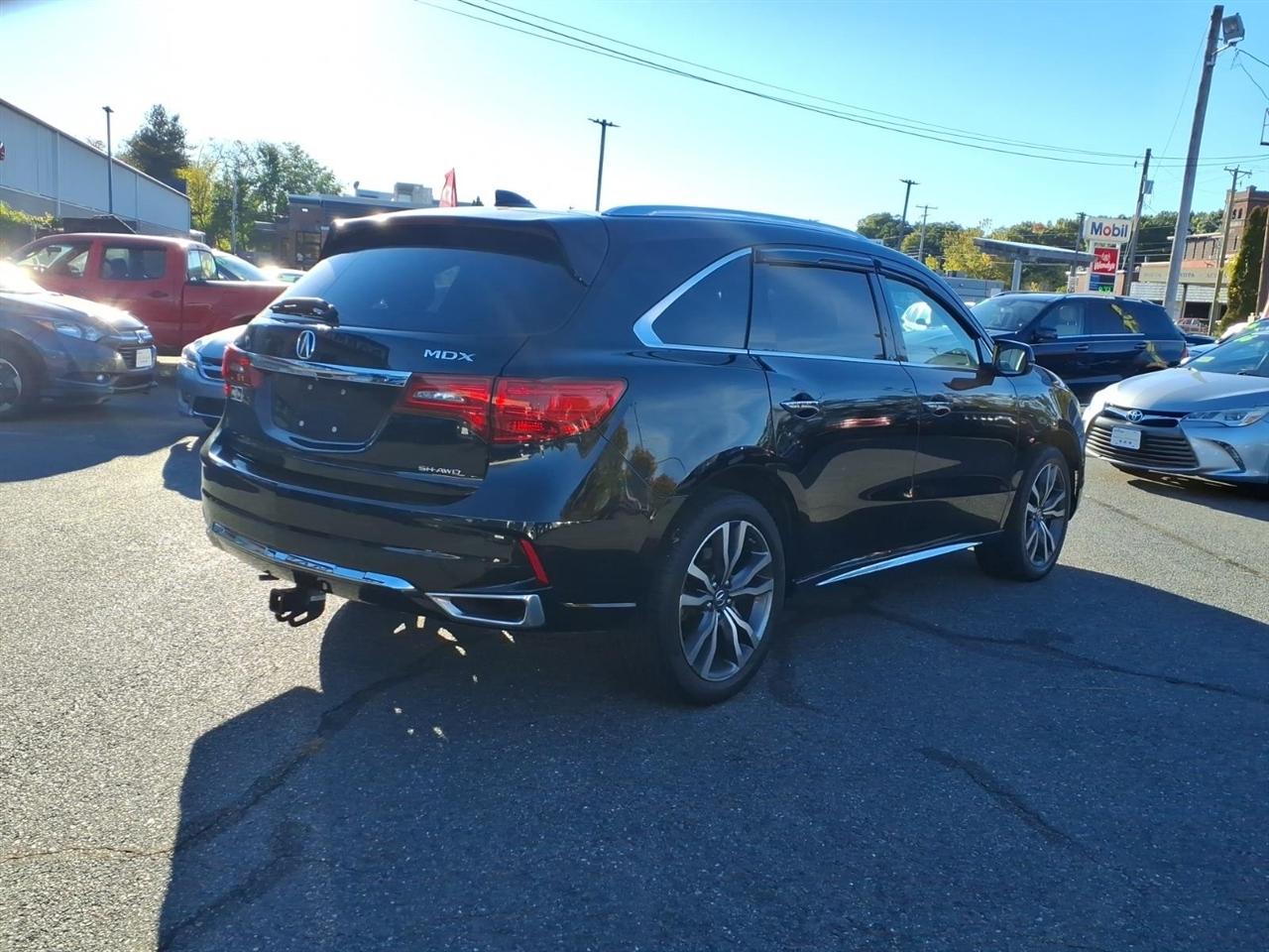 Acura MDX SH-AWD w/Advance Pkg 2019