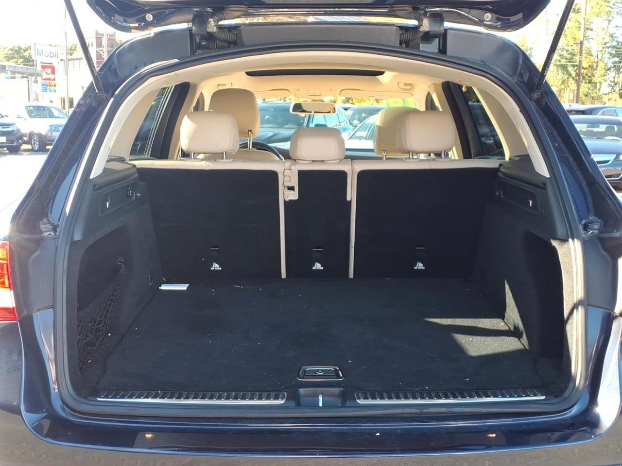 Mercedes-Benz GLC 4MATIC 4dr GLC 300 2016