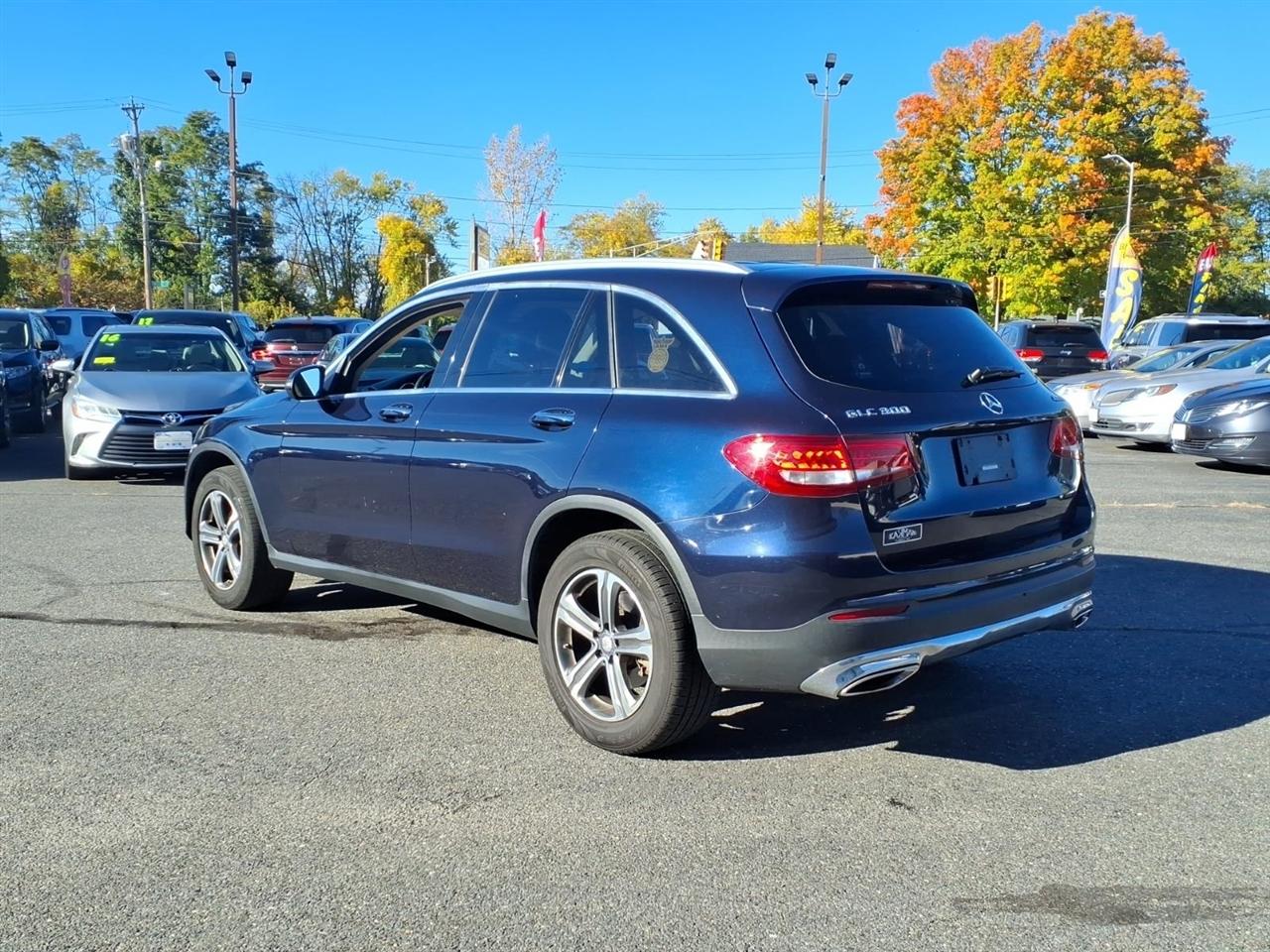 Mercedes-Benz GLC 4MATIC 4dr GLC 300 2016