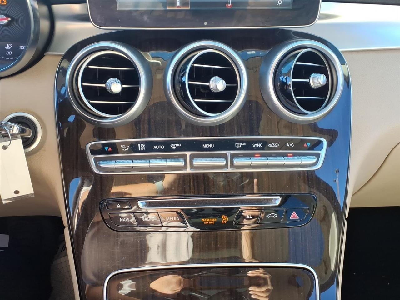 Mercedes-Benz GLC 4MATIC 4dr GLC 300 2016