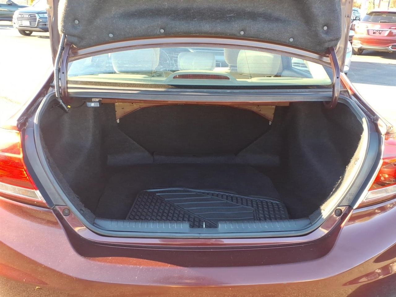 Honda Civic 4dr CVT LX 2015