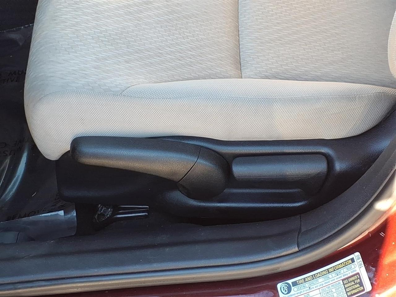 Honda Civic 4dr CVT LX 2015