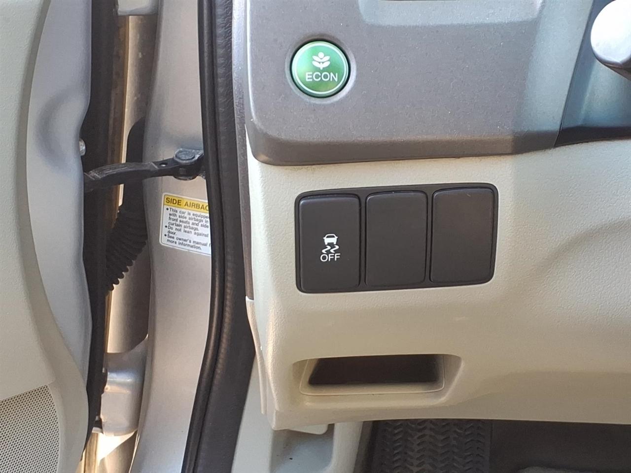 Honda Civic 4dr Auto LX 2012