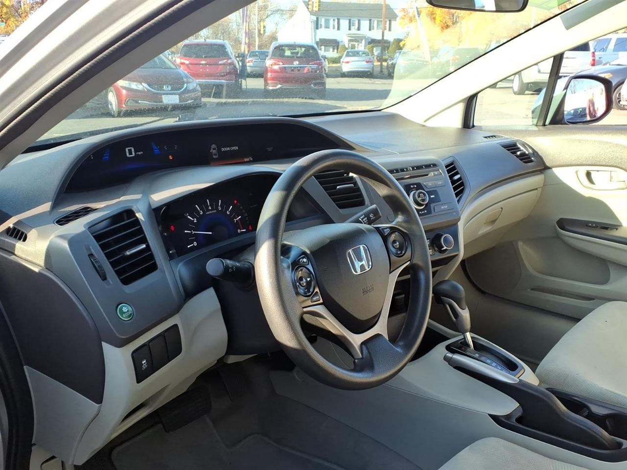 Honda Civic 4dr Auto LX 2012