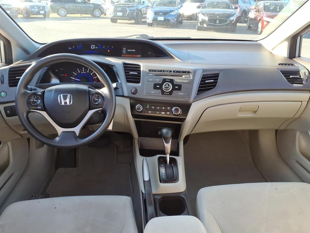 Honda Civic 4dr Auto LX 2012