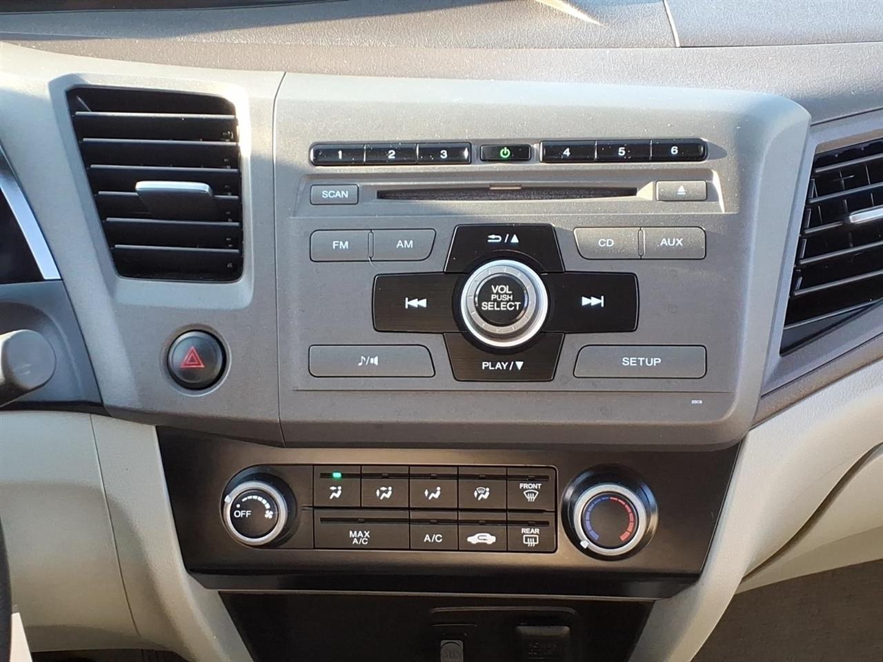 Honda Civic 4dr Auto LX 2012