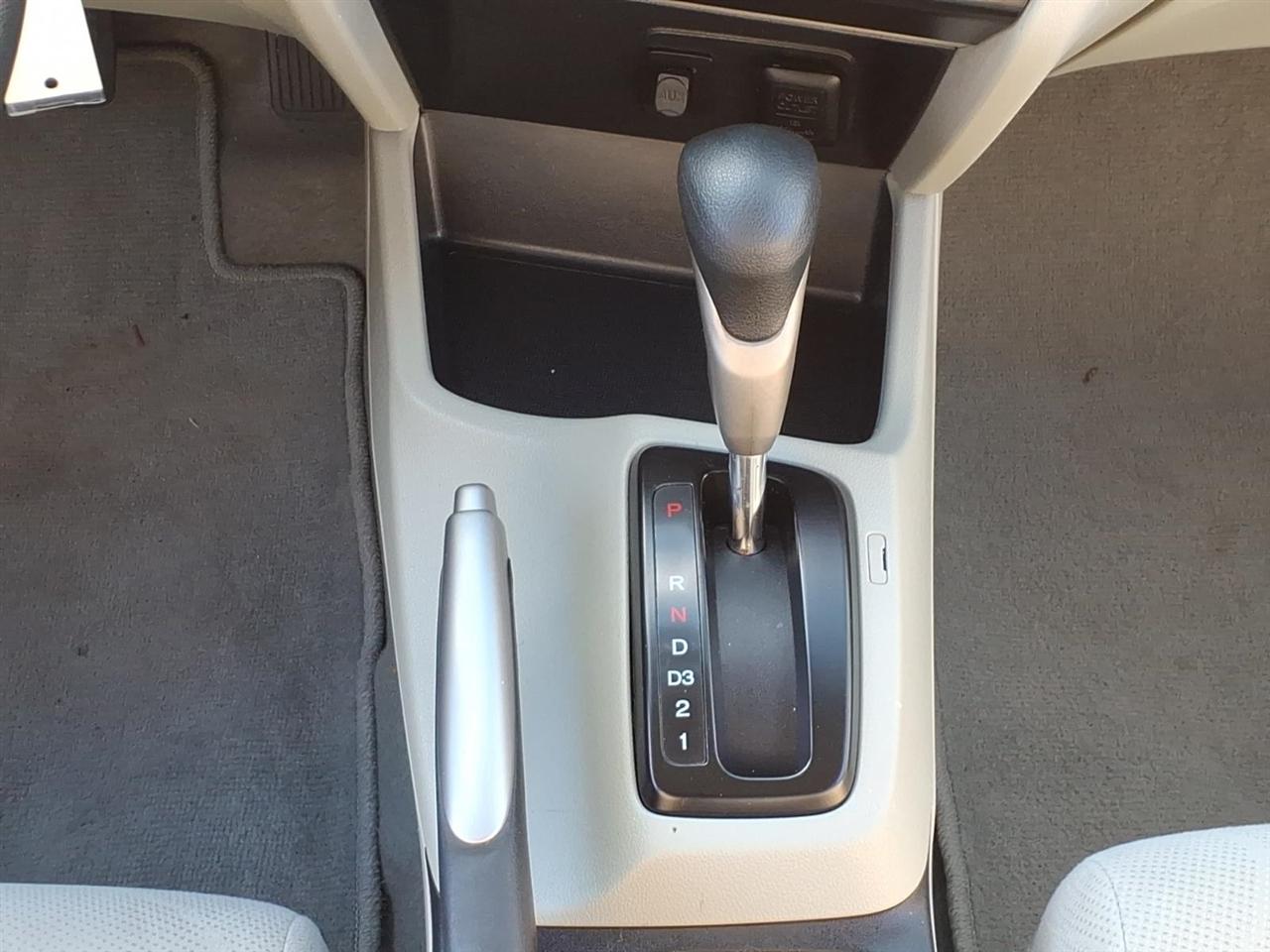 Honda Civic 4dr Auto LX 2012