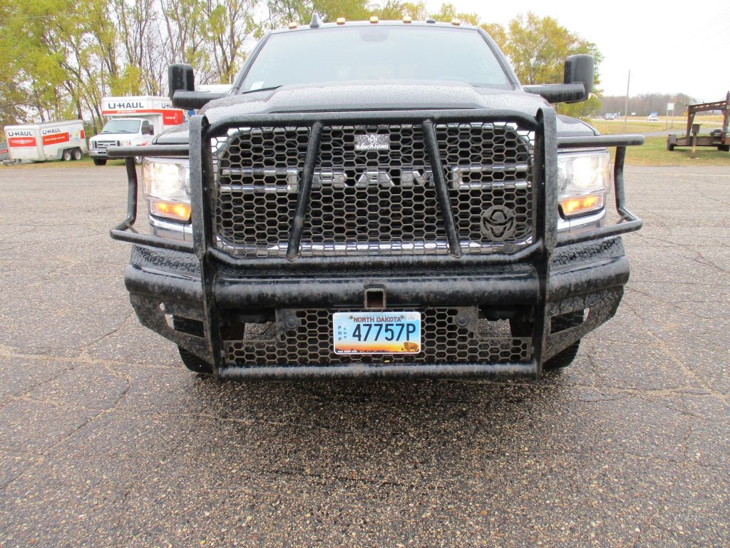 RAM 3500 Tradesman Crew Cab 4WD DRW 2022 RAM 3500 Tradesman Crew Cab 4WD DRW 2022