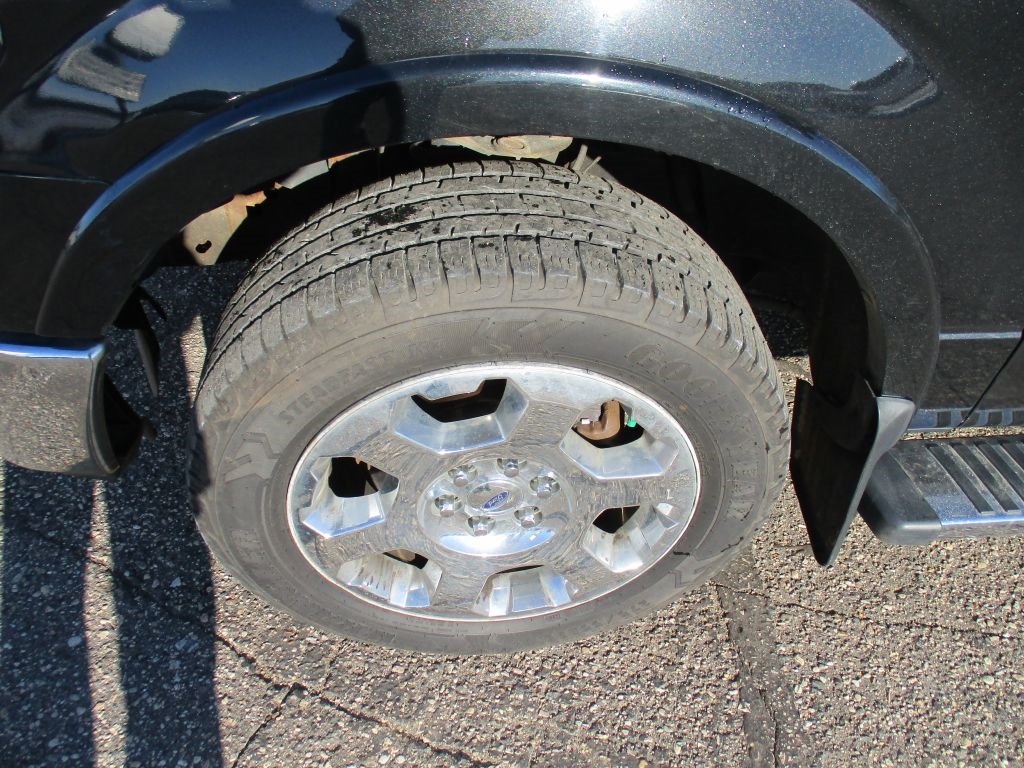 Ford F-150 XL SuperCrew 5.5-ft. Bed 4WD 2012