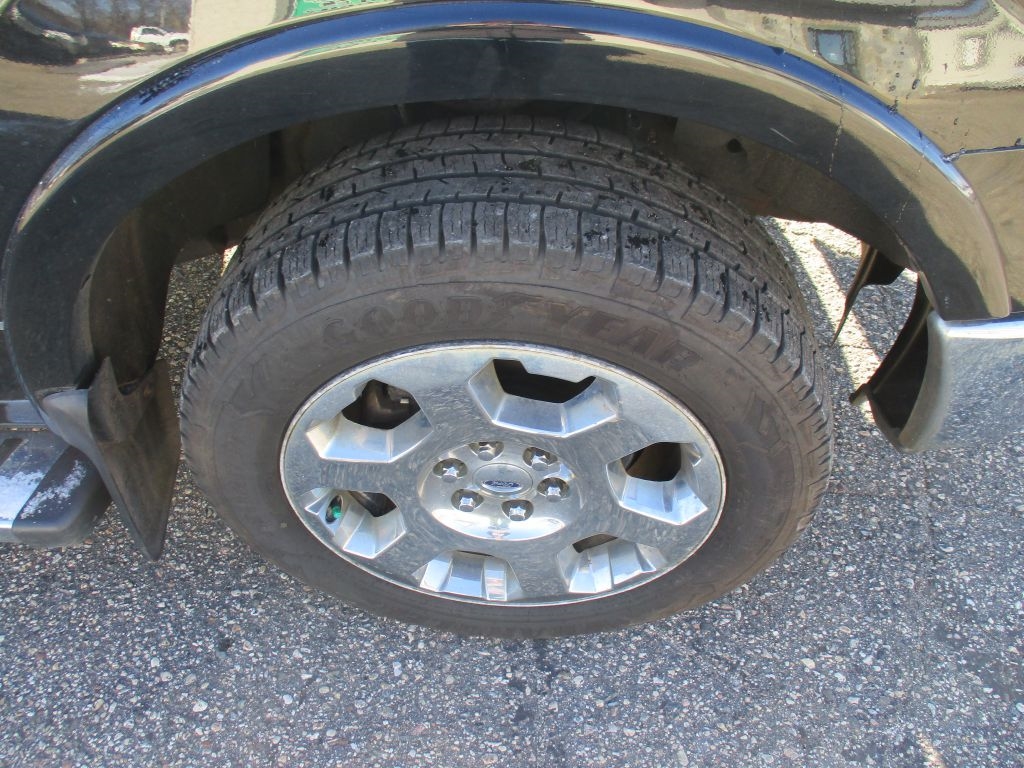 Ford F-150 XL SuperCrew 5.5-ft. Bed 4WD 2012