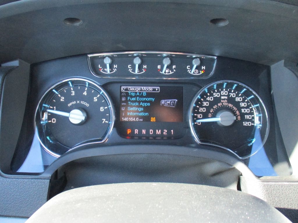 Ford F-150 XL SuperCrew 5.5-ft. Bed 4WD 2012