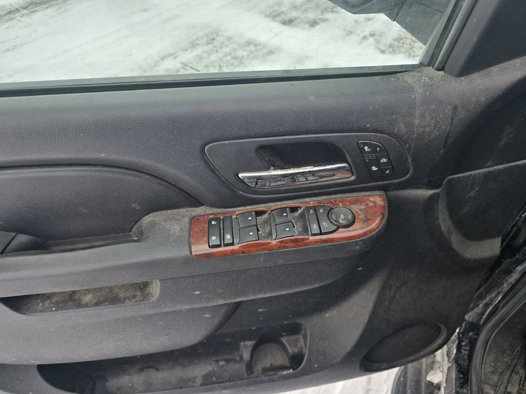 GMC Yukon XL SLT-1 1/2 Ton 4WD 2011