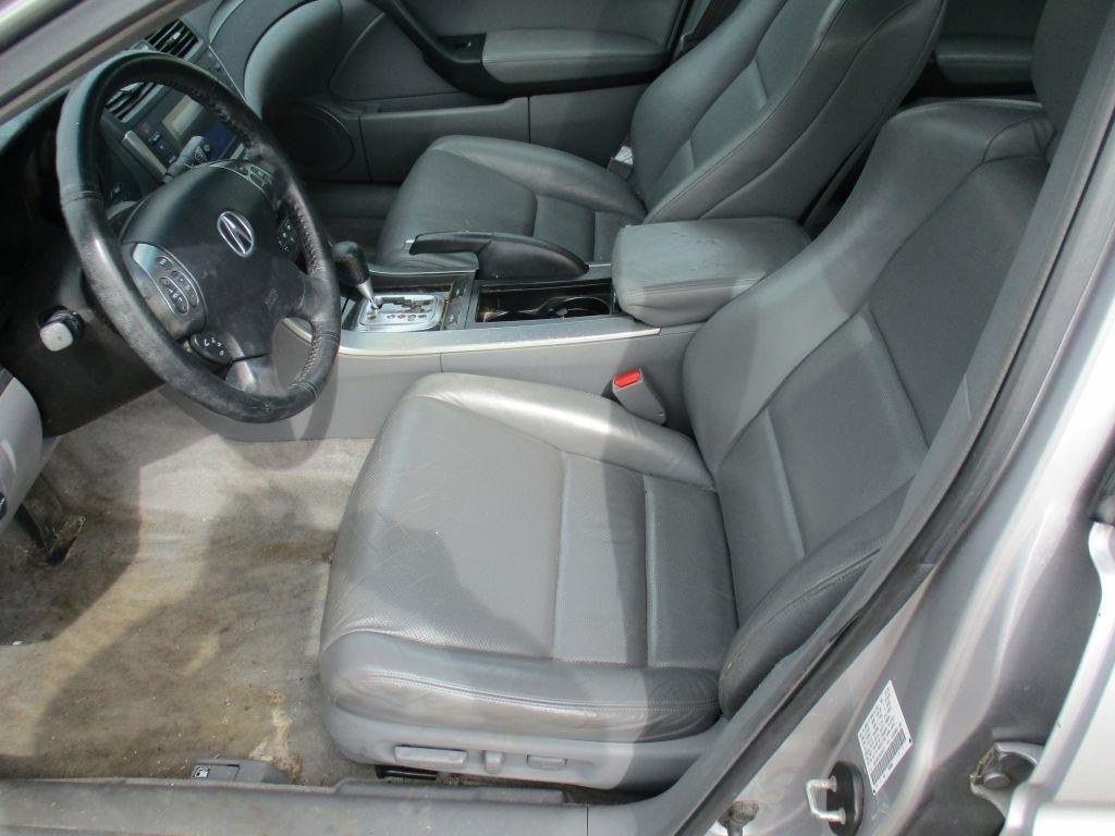 Acura TL 5-Speed AT 2006