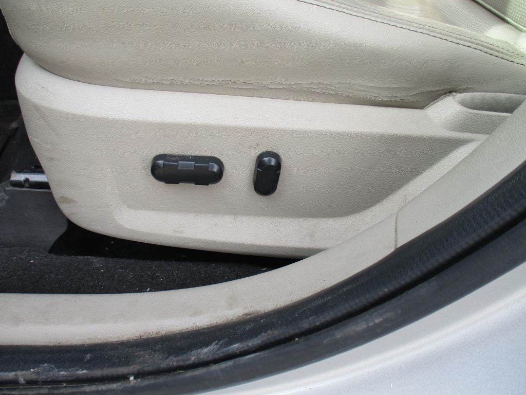 Ford Taurus Limited AWD 2008