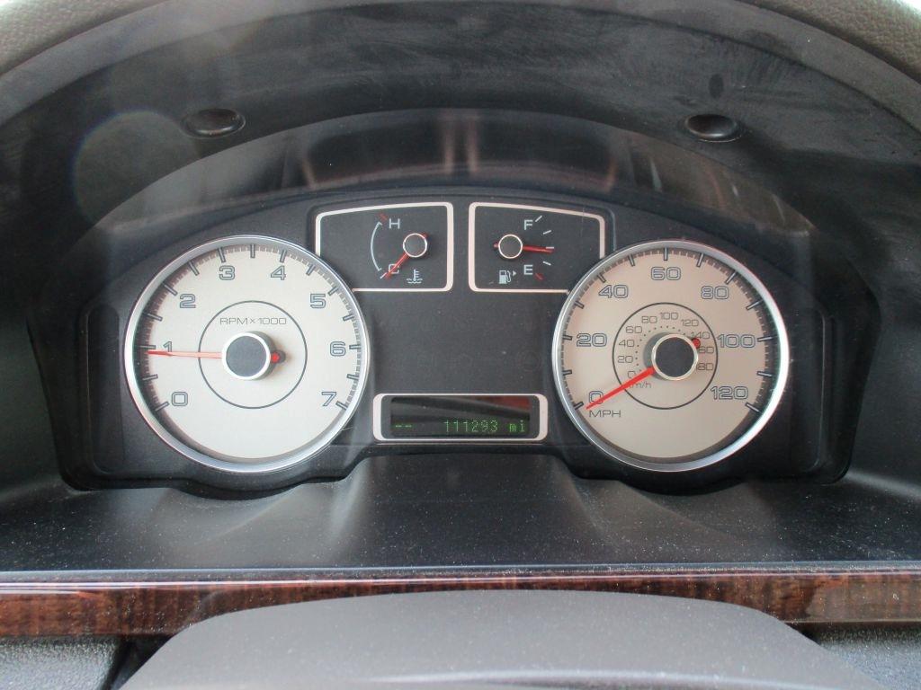 Ford Taurus Limited AWD 2008