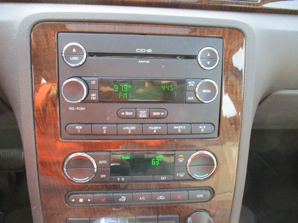 Ford Taurus Limited AWD 2008