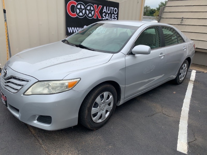 Used 2011 Toyota Camry Base 6Spd AT for Sale in Southaven MS 38671