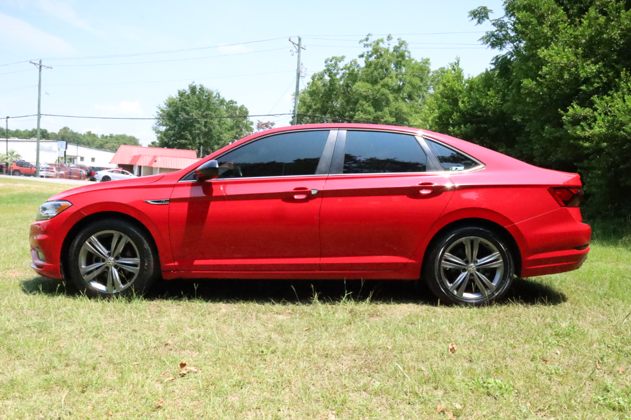 2020 Volkswagen Jetta 1.4T R-Line photo 2