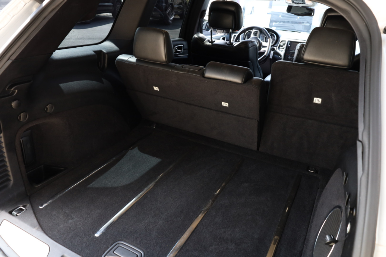 2012 Jeep Grand Cherokee SRT8 photo 12