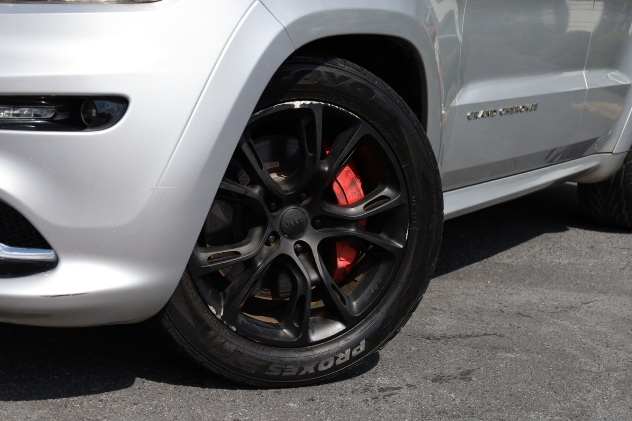 2012 Jeep Grand Cherokee SRT8 photo 19