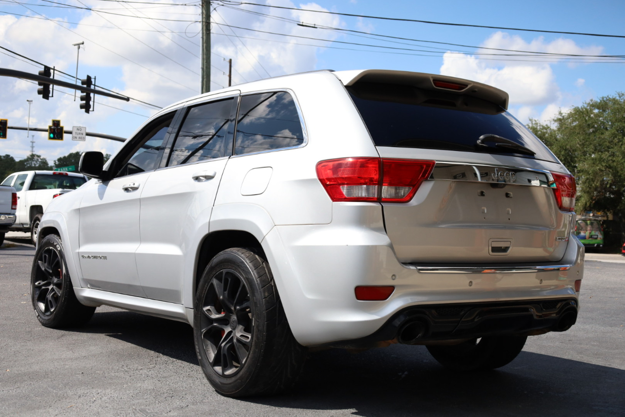 2012 Jeep Grand Cherokee SRT8 photo 24