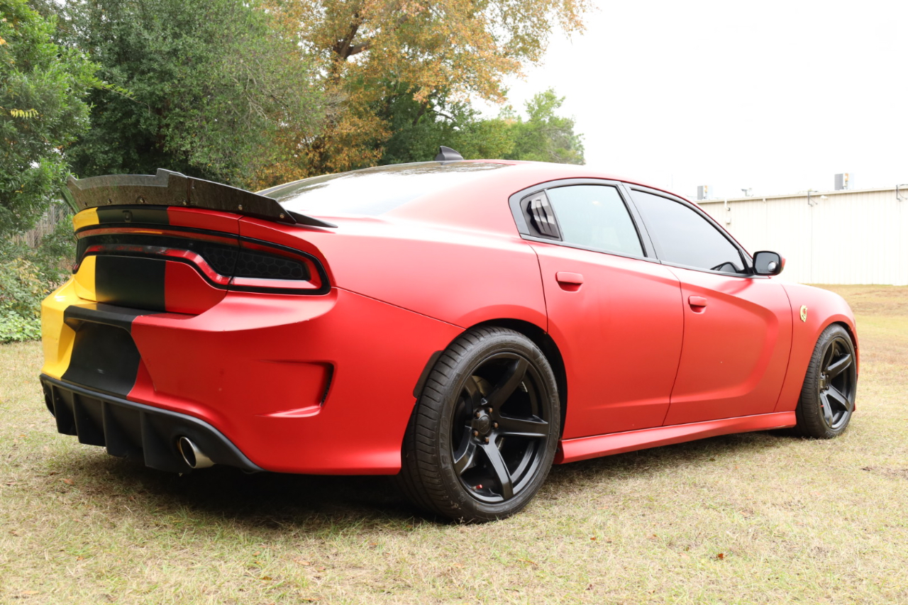 2018 Dodge Charger R/T 392 photo 3