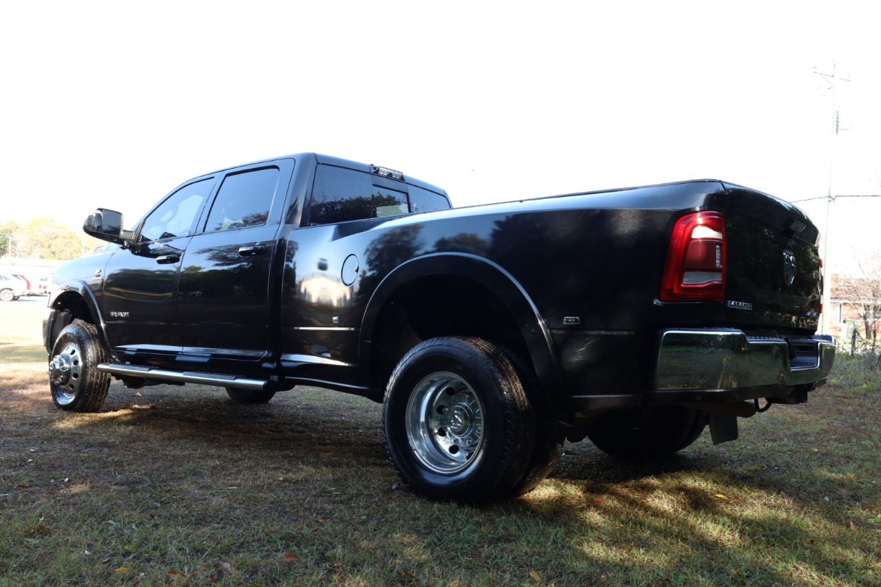 2019 Ram 3500 Laramie photo 3