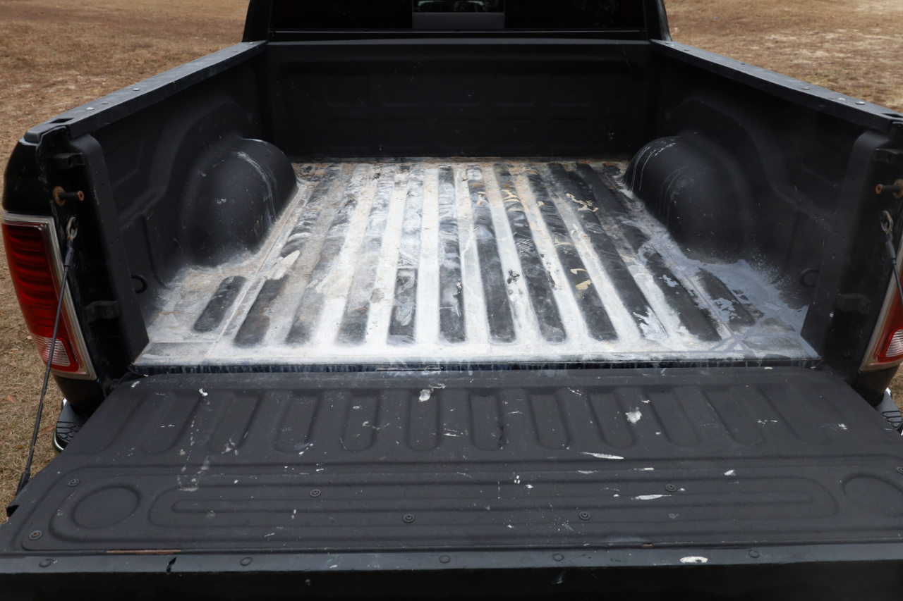 RAM 1500 Laramie Crew Cab SWB 4WD 2016