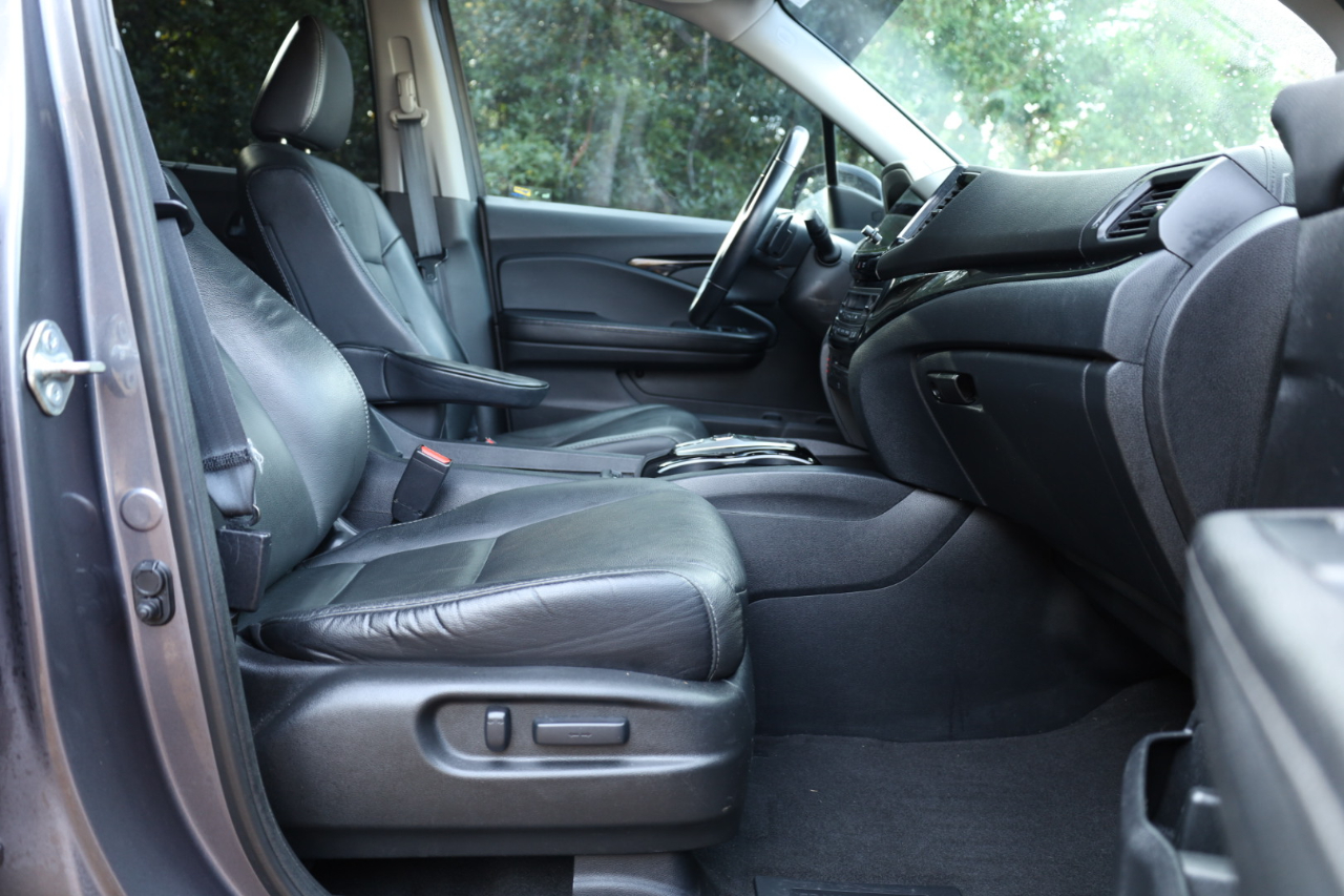 Honda Pilot Touring 2WD 2021