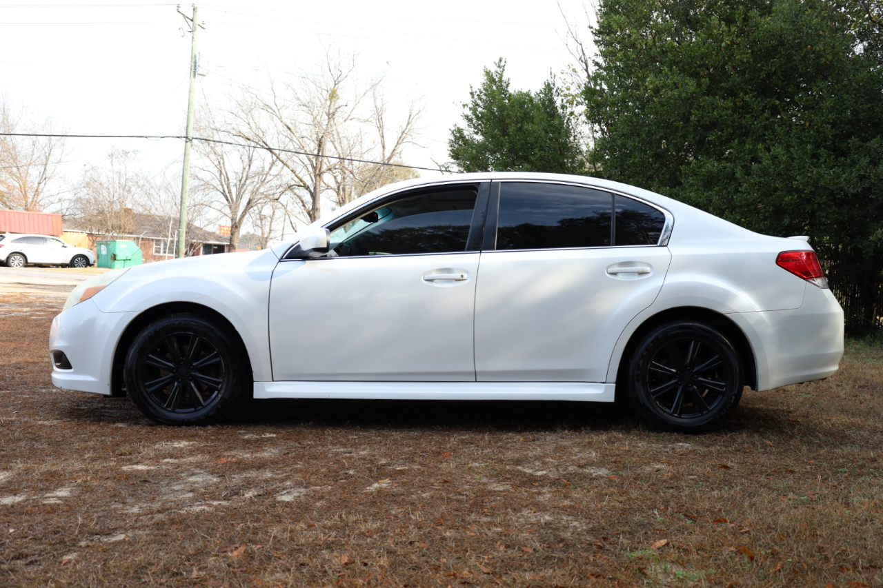 Subaru Legacy 2.5i Premium 2011
