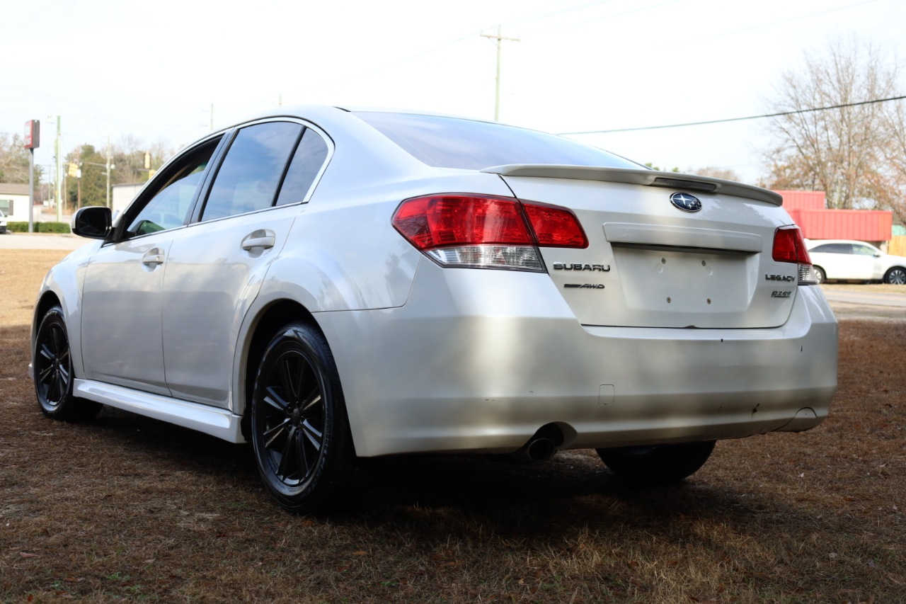 Subaru Legacy 2.5i Premium 2011