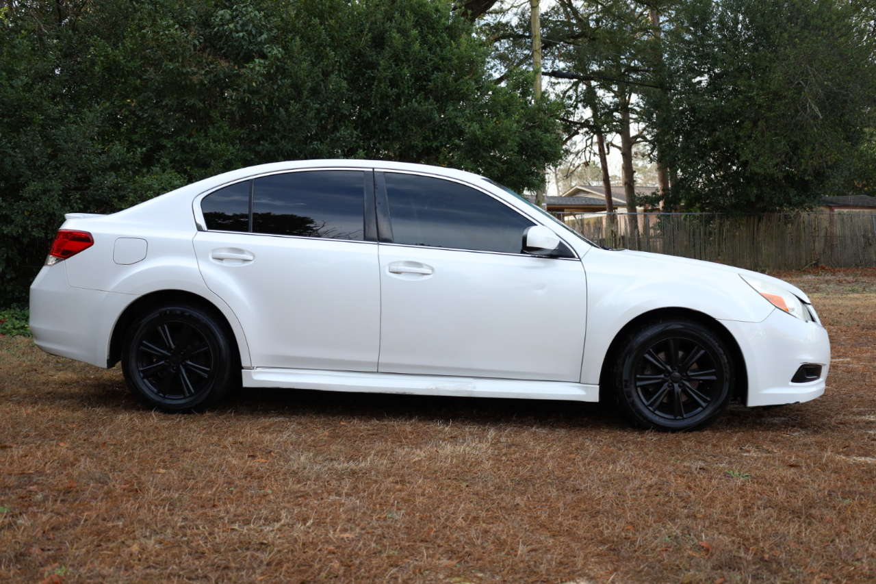 Subaru Legacy 2.5i Premium 2011